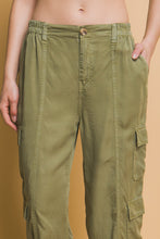 Load image into Gallery viewer, Full-Length Tencel Pants With Cargo Pockets