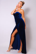 Load image into Gallery viewer, Strapless Sweetheart Maxi Velvet Dress
