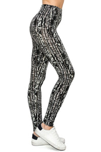 YOGA Style Banded Lined Pattern Printed Knit Legging With High Waist.