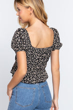 Load image into Gallery viewer, Short Sleeve Shirring Print Woven Top
