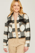 Load image into Gallery viewer, Yarn Dyed Plaid Button Up Jacket
