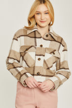 Load image into Gallery viewer, Yarn Dyed Plaid Button Up Jacket
