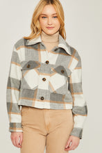 Load image into Gallery viewer, Yarn Dyed Plaid Button Up Jacket
