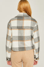 Load image into Gallery viewer, Yarn Dyed Plaid Button Up Jacket
