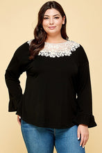 Load image into Gallery viewer, Plus Size Solid Long Sleeve Top
